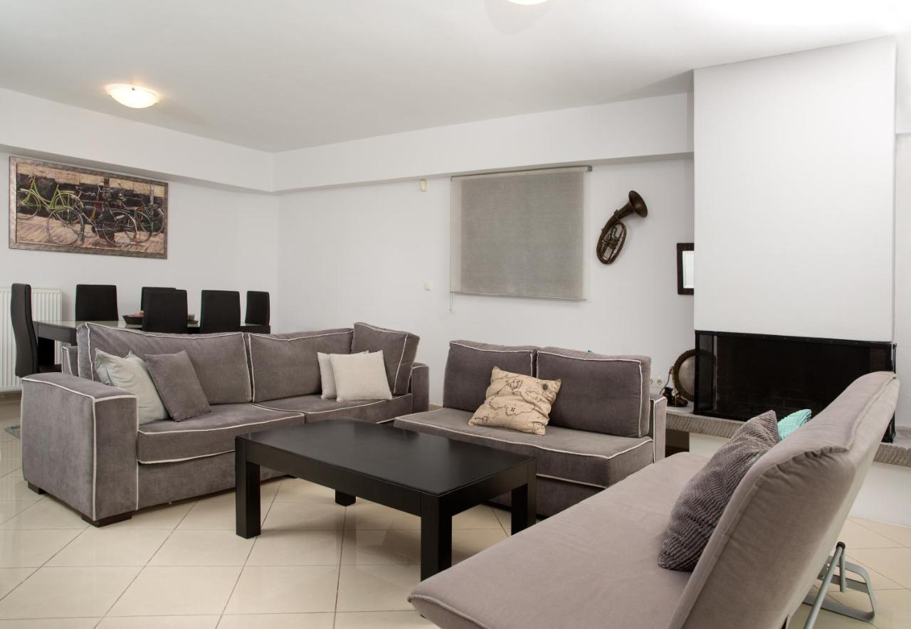 Spacious Modern Apartments With Great Rooftop View Athens Exterior photo