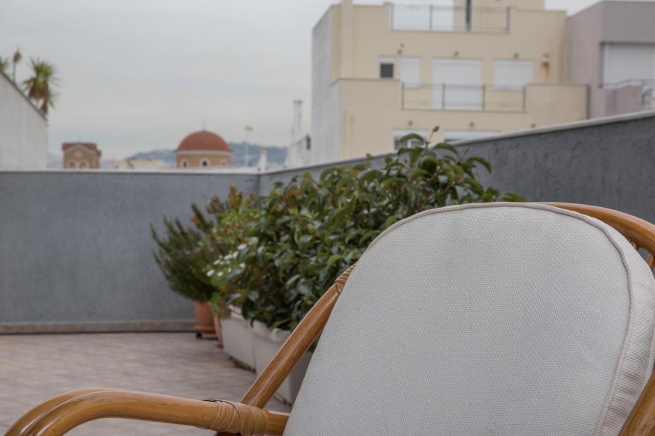 Spacious Modern Apartments With Great Rooftop View Athens Exterior photo