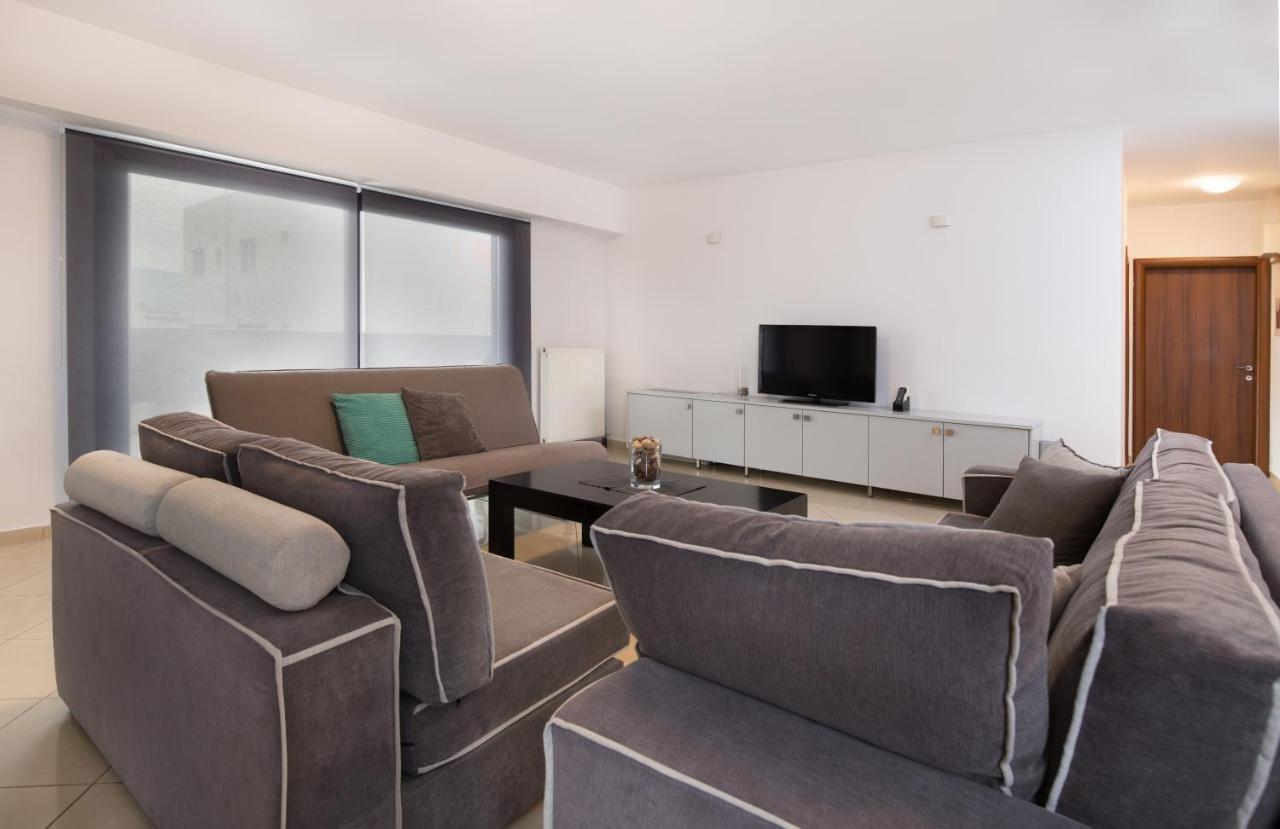 Spacious Modern Apartments With Great Rooftop View Athens Exterior photo