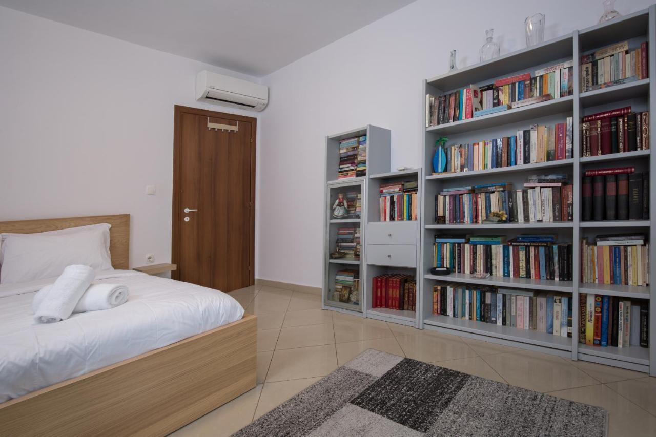 Spacious Modern Apartments With Great Rooftop View Athens Exterior photo